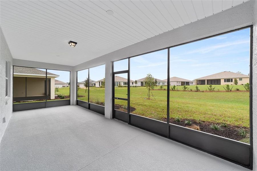 Exterior details and patio area of a home in , Ocala (Image 3).