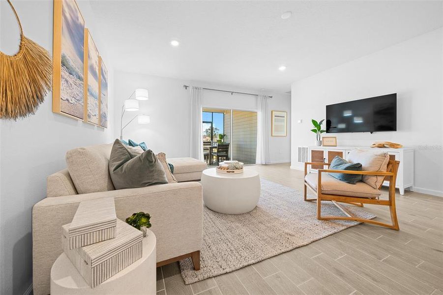 Furnished interior view inside a new home in Pioneer Ranch: Pioneer Ranch 50's, Ocala (Image 21).