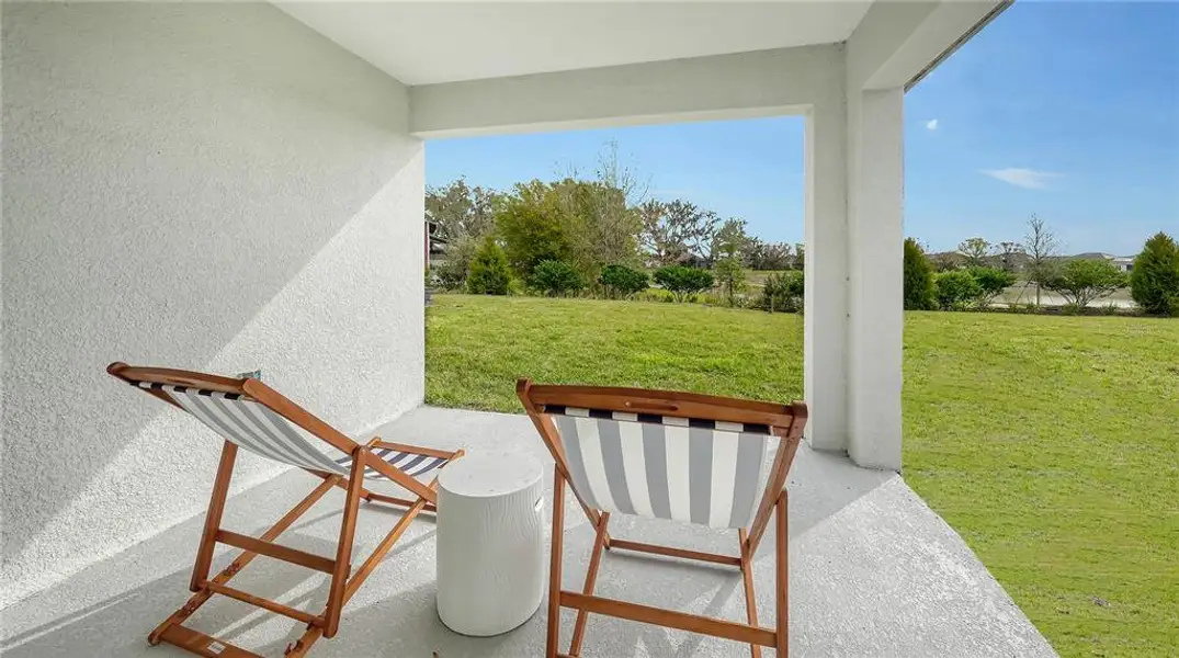 Exterior details and patio area of a home in Broadleaf, Parrish (Image 2). Exterior details and patio area of a home in Broadleaf, Parrish (Image 2).