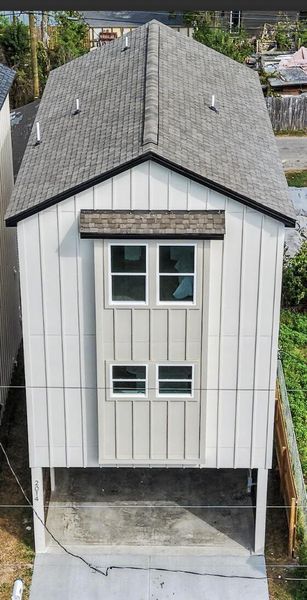 Exterior details and patio area of a home in , North Charleston (Image 20). Exterior details and patio area of a home in , North Charleston (Image 20).