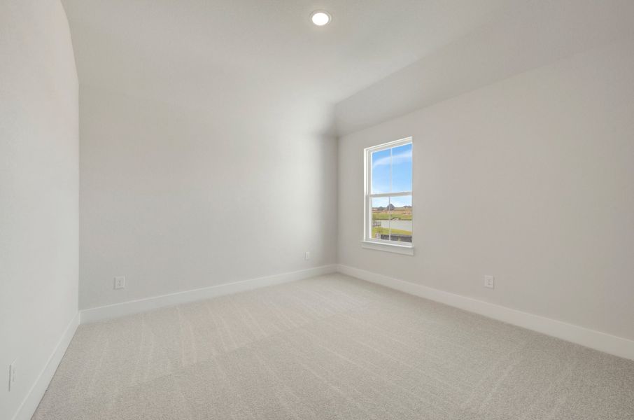 Spacious, unfurnished interior of a new home in Landmark, Denton (Image 23).