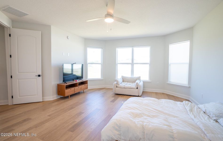 Image 34 of a home in .