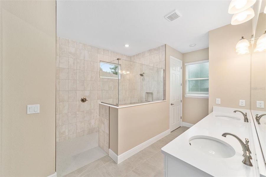 Furnished interior view inside a new home in , Ocala (Image 3).