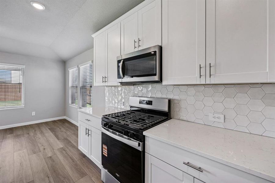 Photo is not of the actual home, but is an inspirational photo of builder’s model home and may depict options, furnishings, and/or decorator features that are not included. Photo is not of the actual home, but is an inspirational photo of builder’s model home and may depict options, furnishings, and/or decorator features that are not included.