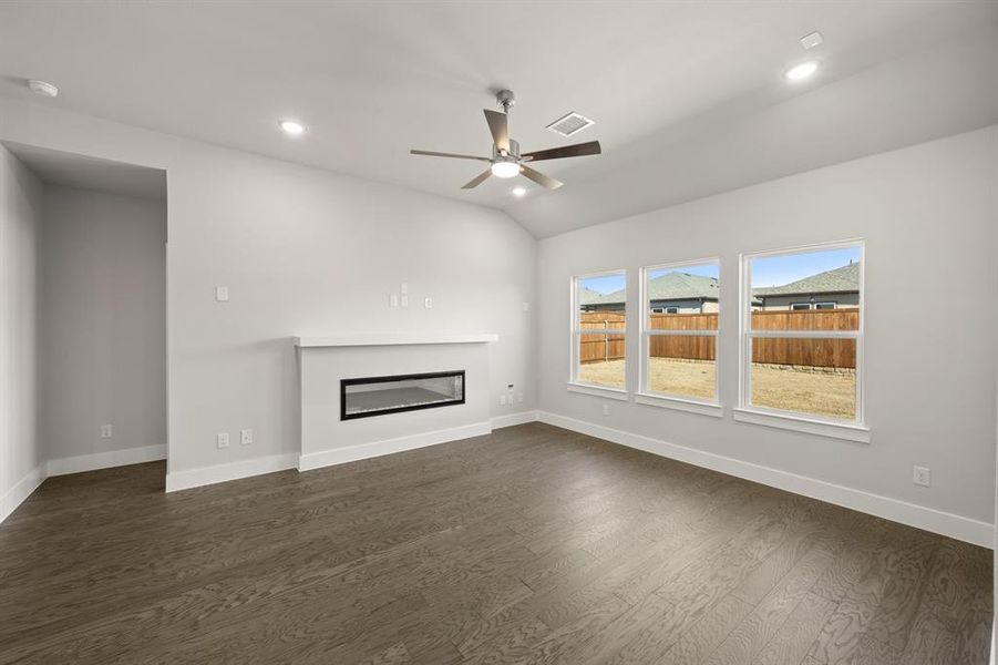 1732 Willow Patch- Living Room-1 1732 Willow Patch- Living Room-1