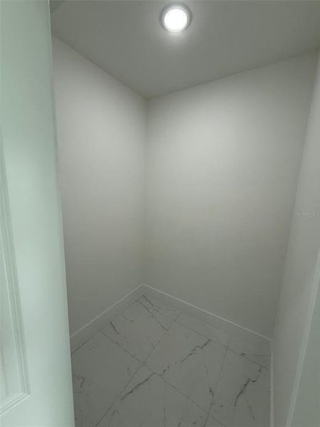 Spacious, unfurnished interior of a new home in , Lehigh Acres (Image 23).