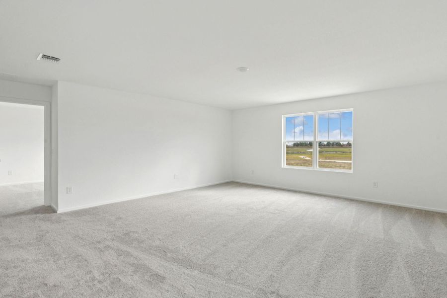 Spacious, unfurnished interior of a new home in Windcress, Cove (Image 20).