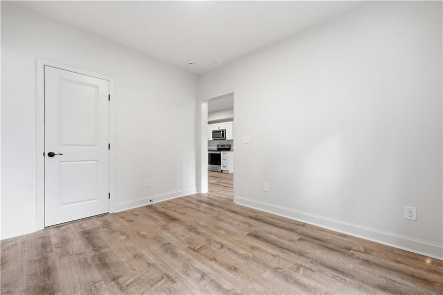 Spacious, unfurnished interior of a new home in , Gainesville (Image 39). Spacious, unfurnished interior of a new home in , Gainesville (Image 39).