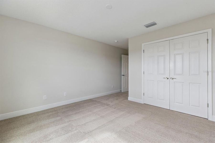 Spacious, unfurnished interior of a new home in Mirada, San Antonio (Image 19).