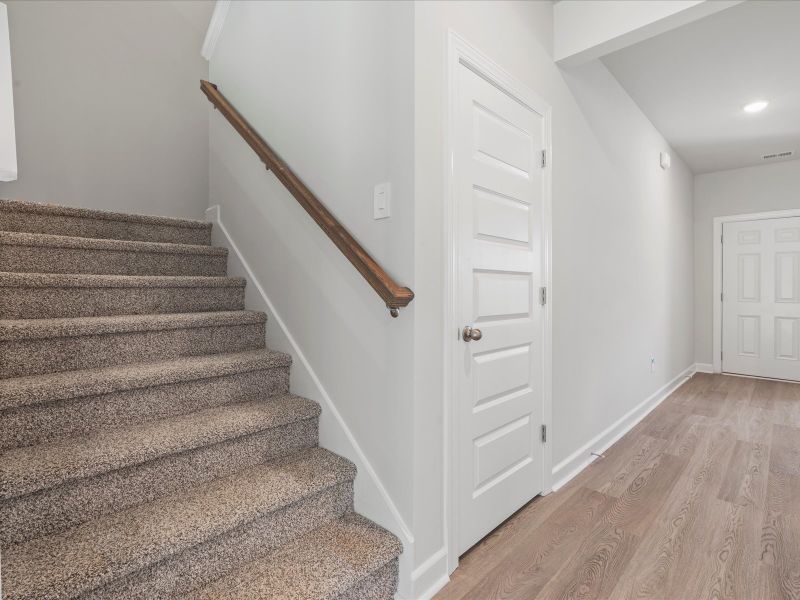 Welcome to the Dakota floorplan at Holland Park.