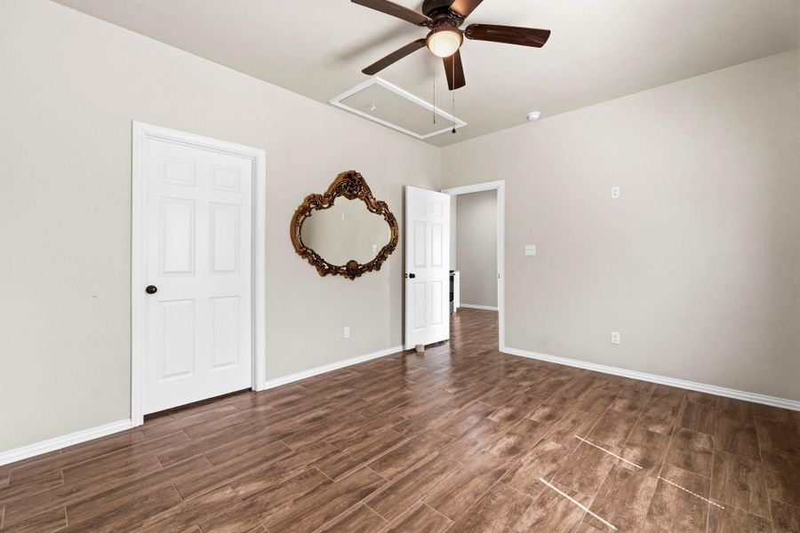 Spacious, unfurnished interior of a new home in , Livingston (Image 11).
