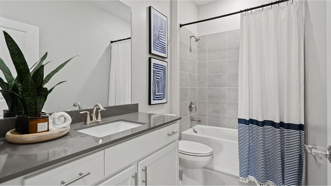 1713 Venice Bath2 F1 1713 Venice Bath2 F1