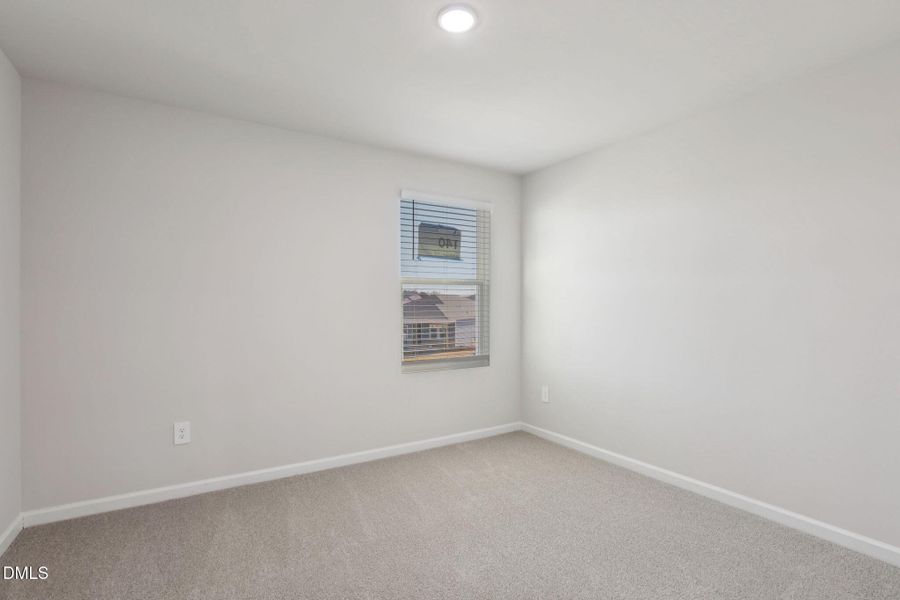 28-web-or-mls-Raleigh- River Glen-36 Hof