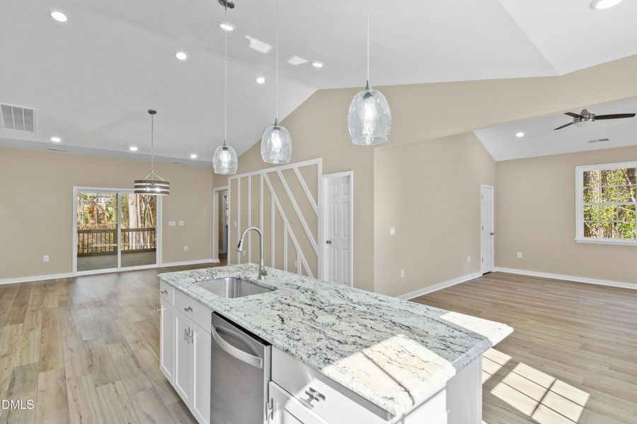 10-print-133 Mohawk Dr-10 10-print-133 Mohawk Dr-10