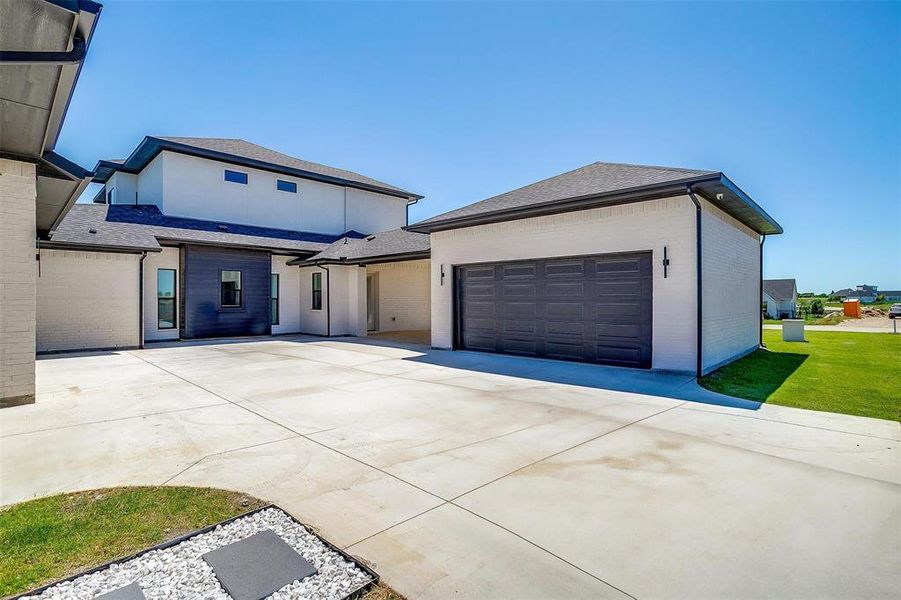 Motor Court - 3 car garage and separate 2 car garage