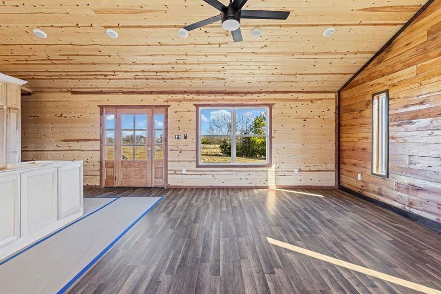 Image 34 of a home in .