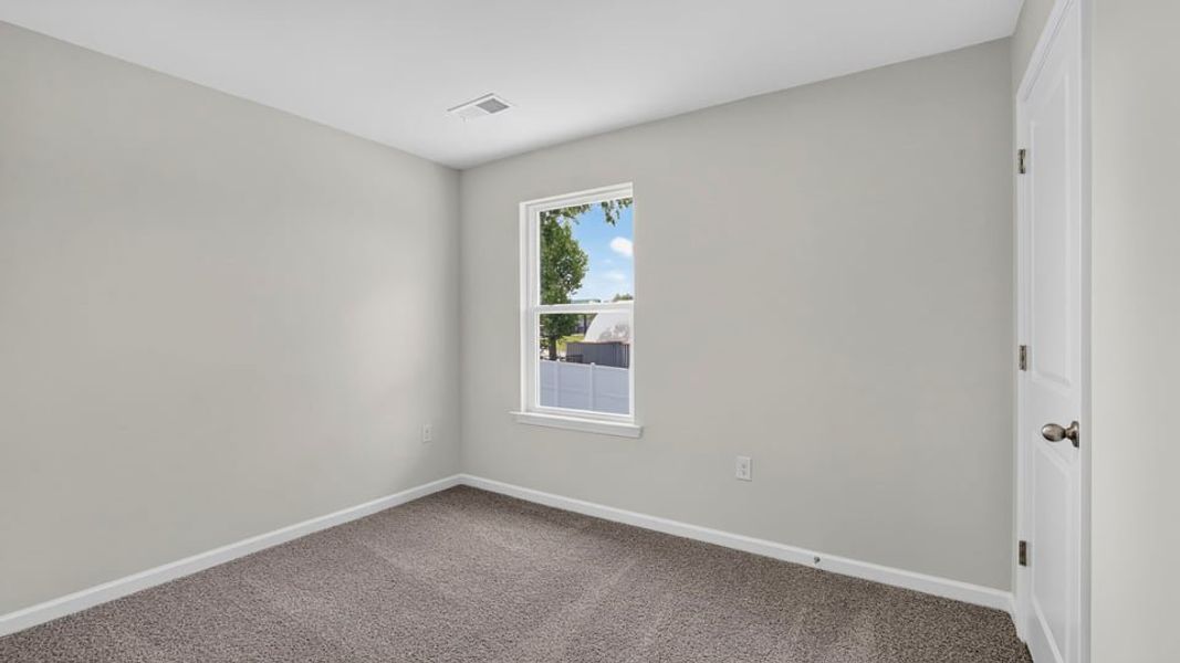 Spacious, unfurnished interior of a new home in Baxter Village, Boiling Springs (Image 31).