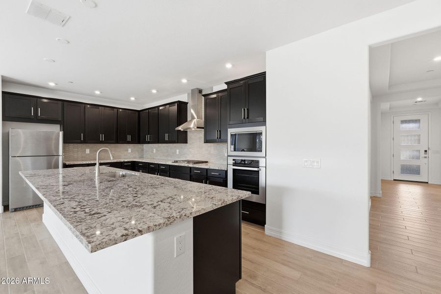 ListerPros_019 (2) ListerPros_019 (2)