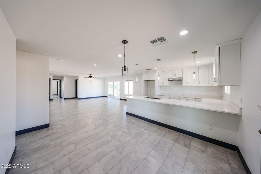Kitchen/Dining Space