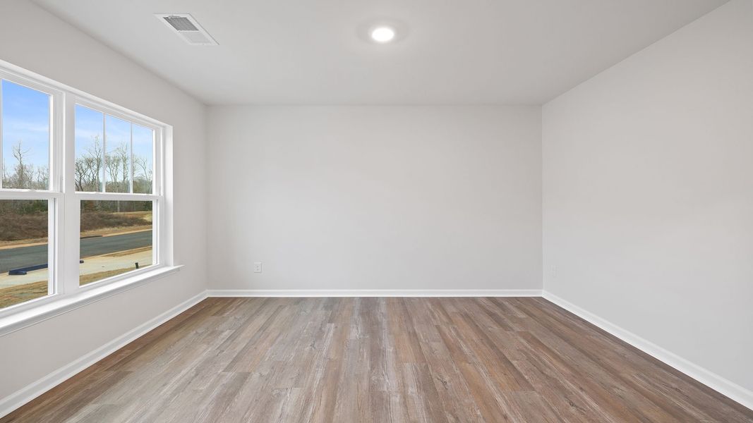 Spacious, unfurnished interior of a new home in Bentley Park, Greenwood (Image 14). Spacious, unfurnished interior of a new home in Bentley Park, Greenwood (Image 14).
