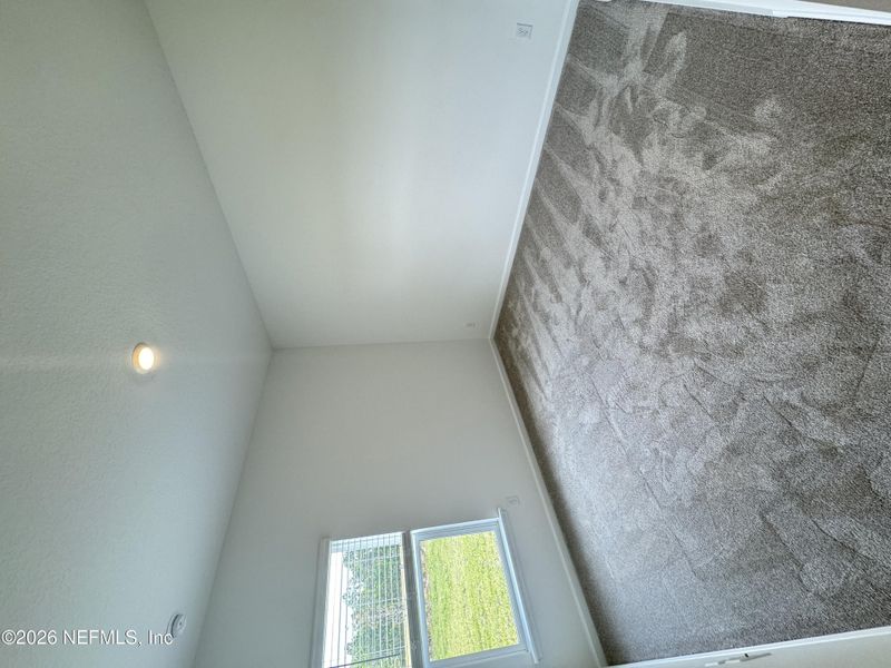 Close-up of interior finishes inside a home in Hyland Trail, Green Cove Springs (Image 13).
