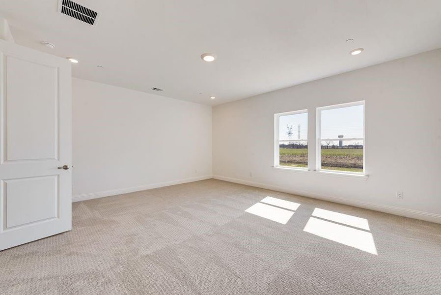 Spacious, unfurnished interior of a new home in Whitestone Estates, Parker (Image 34). Spacious, unfurnished interior of a new home in Whitestone Estates, Parker (Image 34).