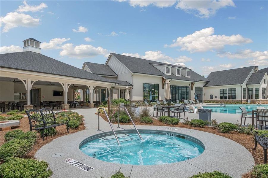 Community amenities in Del Webb Chateau Elan, Hoschton (Image 30).