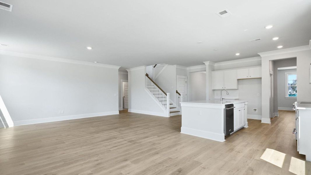 Spacious, unfurnished interior of a new home in Berkeley Bay, Ridgeville (Image 27).