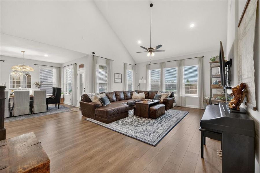 Furnished interior view inside a new home in Oaks of North Grove, Waxahachie (Image 9).