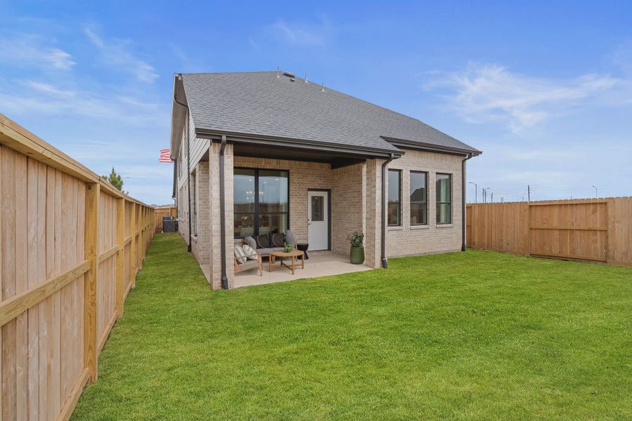 Representative exterior details of a home built from the Durham by Chesmar Homes in Jordan Ranch 40's, Fulshear (Image 3).