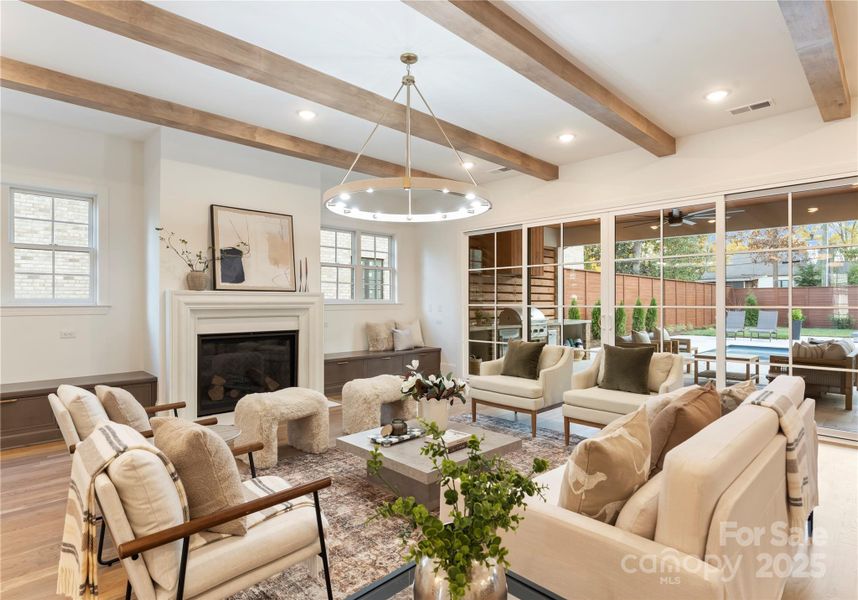 Community amenities in , Charlotte (Image 42).