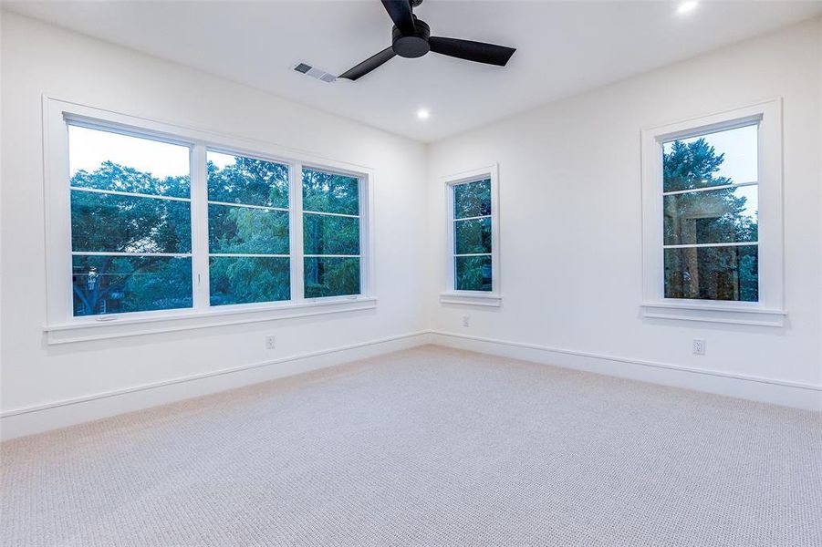 Spacious, unfurnished interior of a new home in , Dallas (Image 18). Spacious, unfurnished interior of a new home in , Dallas (Image 18).