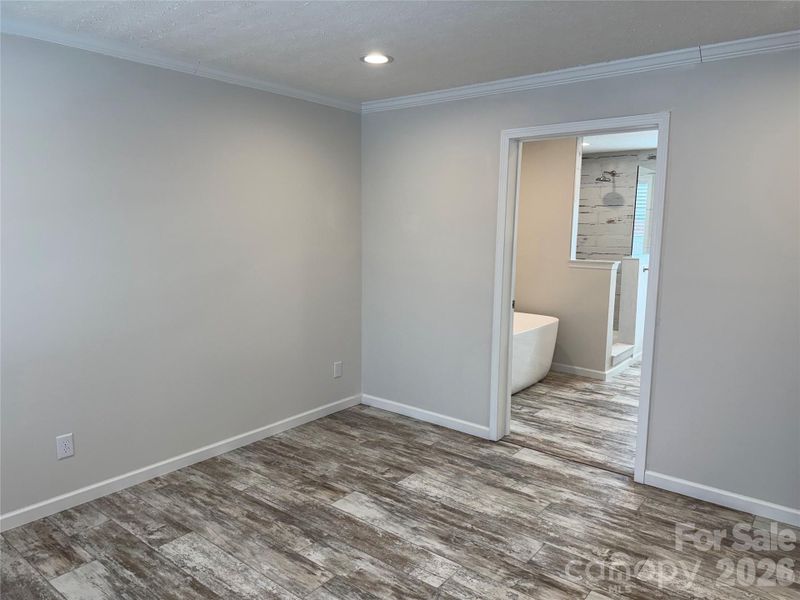 Spacious, unfurnished interior of a new home in , Statesville (Image 15).