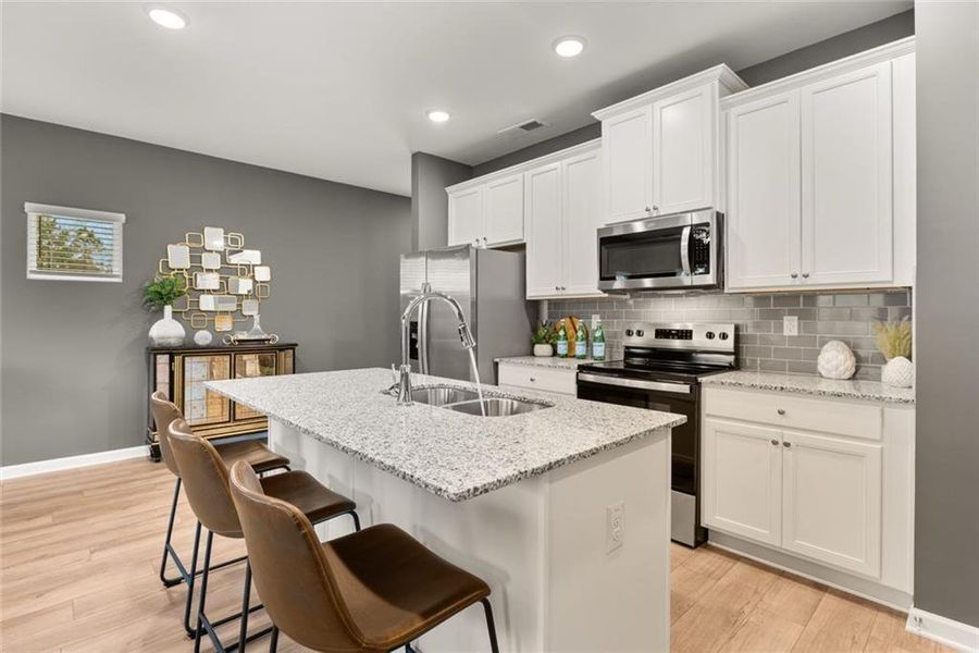 Furnished interior view inside a new home in Reeves Park, Stockbridge (Image 37).