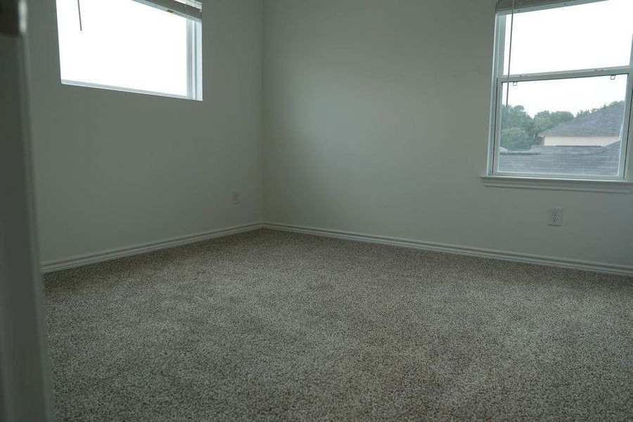 Spacious, unfurnished interior of a new home in , Conroe (Image 13).