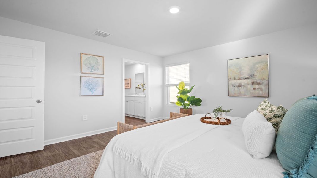 Furnished interior view inside a new home in Rice Hope, Port Wentworth (Image 14). Furnished interior view inside a new home in Rice Hope, Port Wentworth (Image 14).