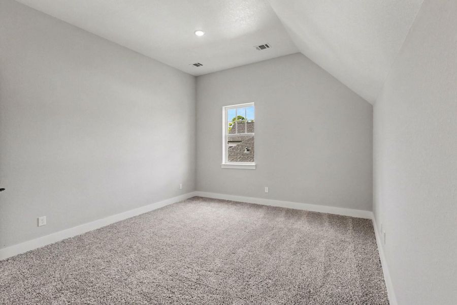 Spacious, unfurnished interior of a new home in , Montgomery (Image 13).