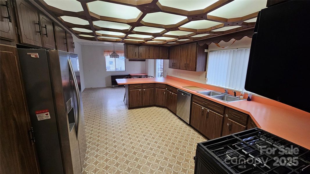 Furnished interior view inside a new home in , Statesville (Image 3).