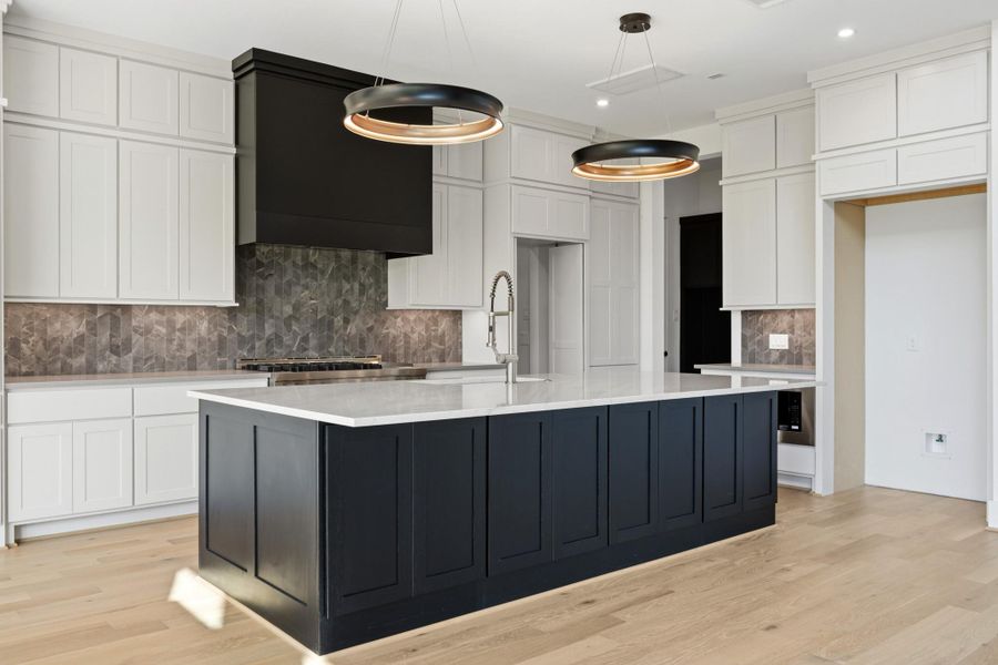 Furnished interior view inside a new home in Legacy, League City (Image 6).