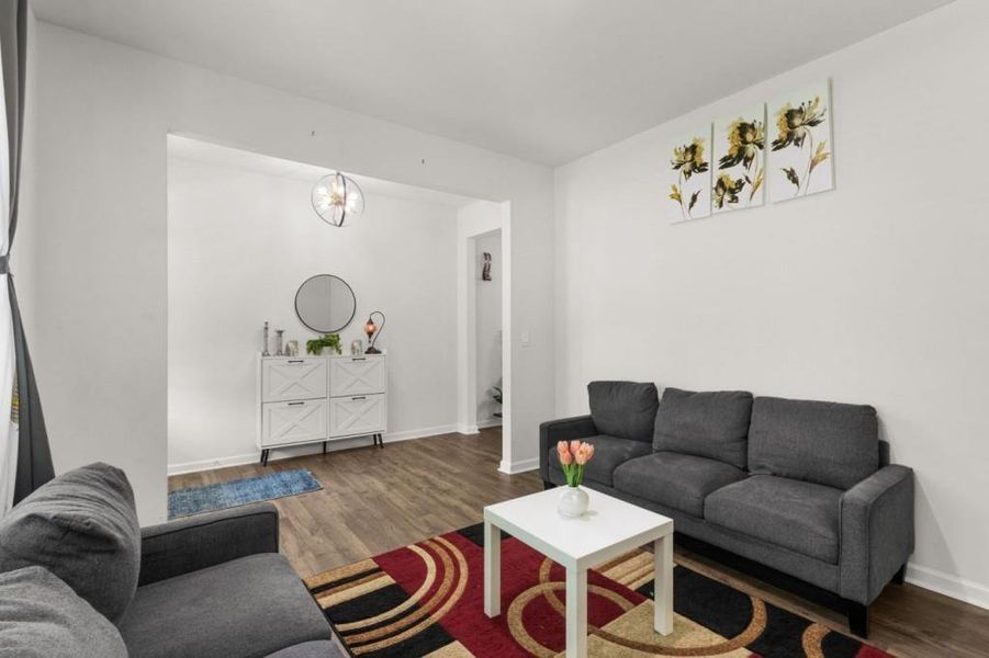 Furnished interior view inside a new home in , Dawsonville (Image 7).