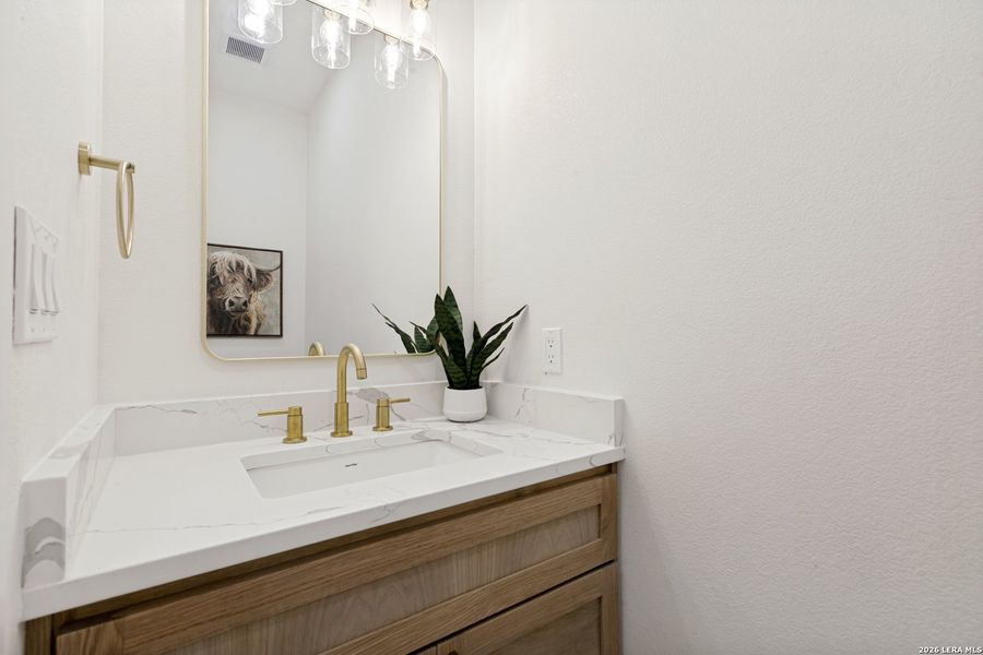Close-up of interior finishes inside a home in , Atascosa (Image 20).