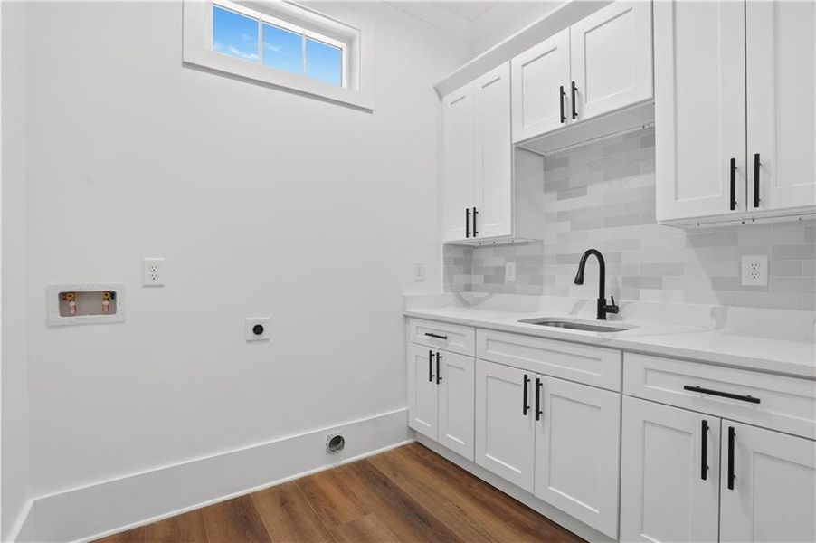 Furnished interior view inside a new home in , Marietta (Image 10).