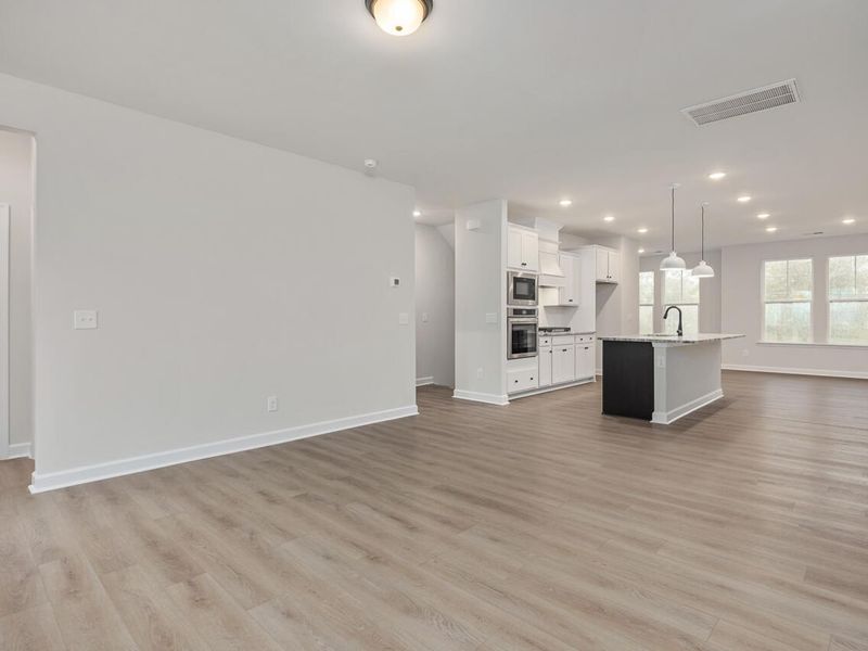 Spacious, unfurnished interior of a new home in Camden Park, Knightdale (Image 24).