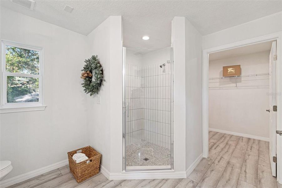 Furnished interior view inside a new home in , Orange City (Image 14).