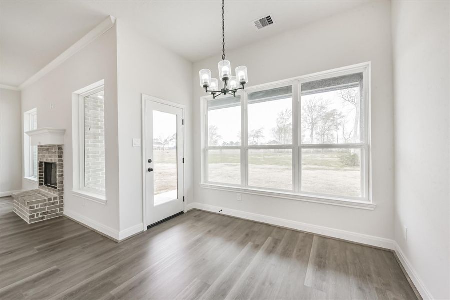 Spacious, unfurnished interior of a new home in , Baytown (Image 19).