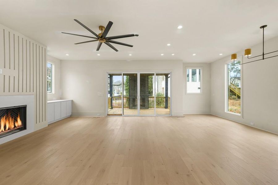 Spacious, unfurnished interior of a new home in , Atlanta (Image 18). Spacious, unfurnished interior of a new home in , Atlanta (Image 18).