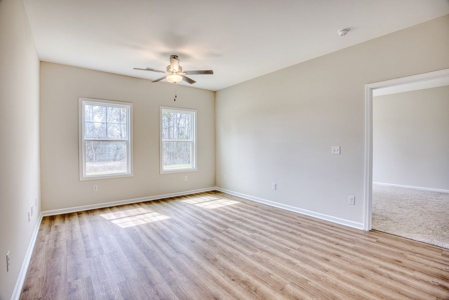 Representative unfurnished interior of a home built from the Darcy II by Great Southern Homes in Shady Grove, Conway (Image 65).