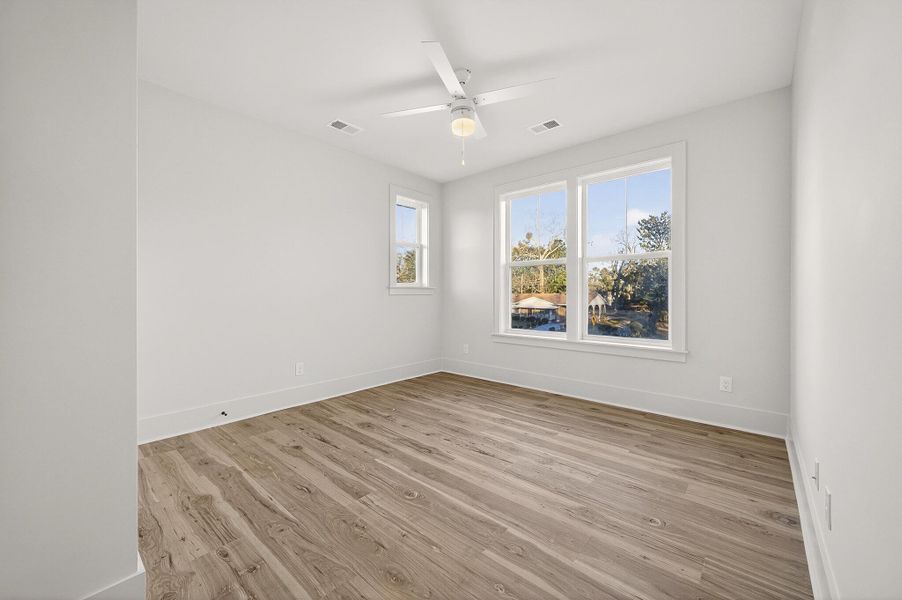 Spacious, unfurnished interior of a new home in , Mount Pleasant (Image 17).