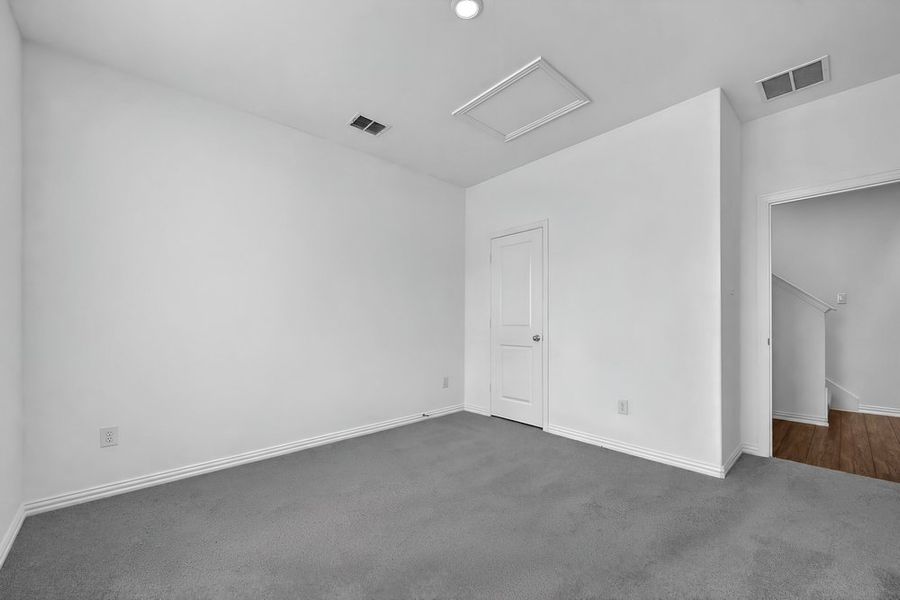 Spacious, unfurnished interior of a new home in River Ridge, Crandall (Image 40).
