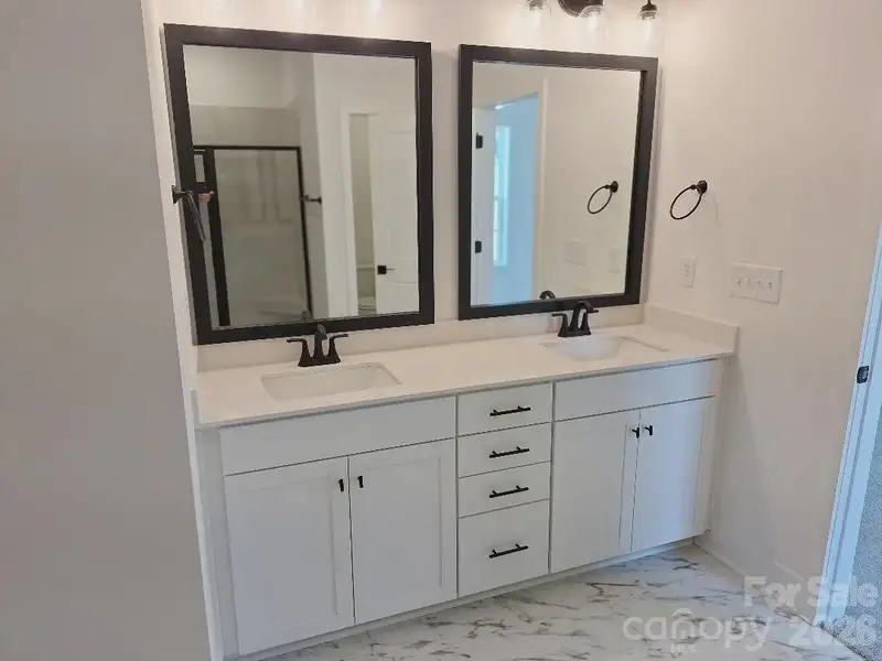 Furnished interior view inside a new home in Cardiff Glyn, Catawba (Image 4).